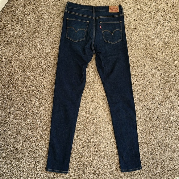 Women’s Levi’s 310 Shaping Super Skinny, size 29 - Picture 5 of 7